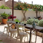 Idayvuelta Home & Suites With Private Pool
