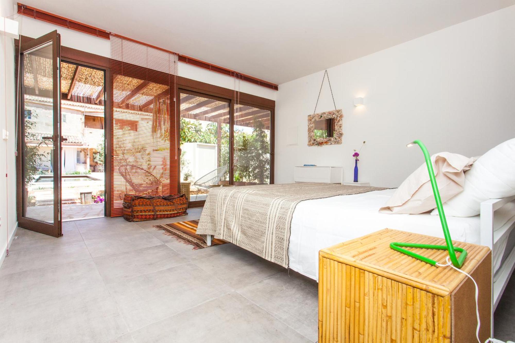 Idayvuelta & With Private Pool Gasthuis Ses Salines (Mallorca)